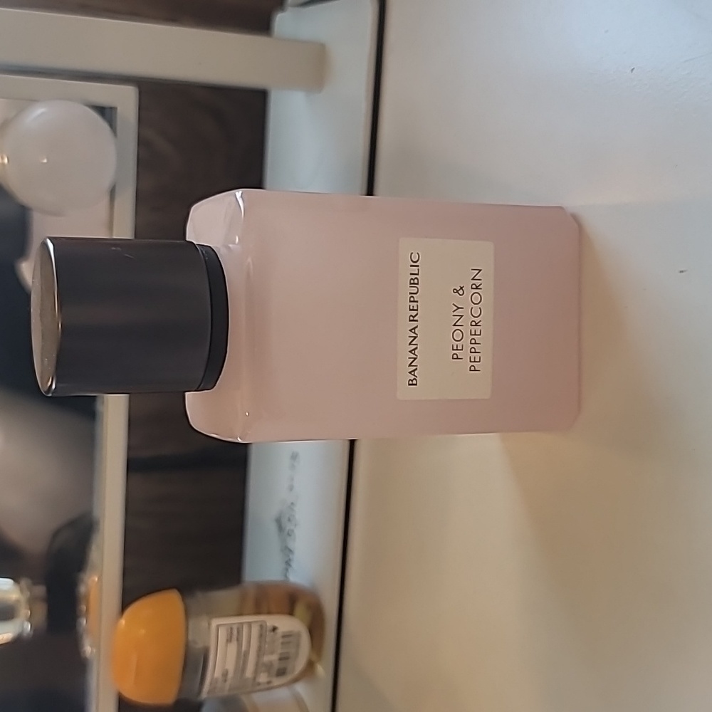 Banana republic perfum